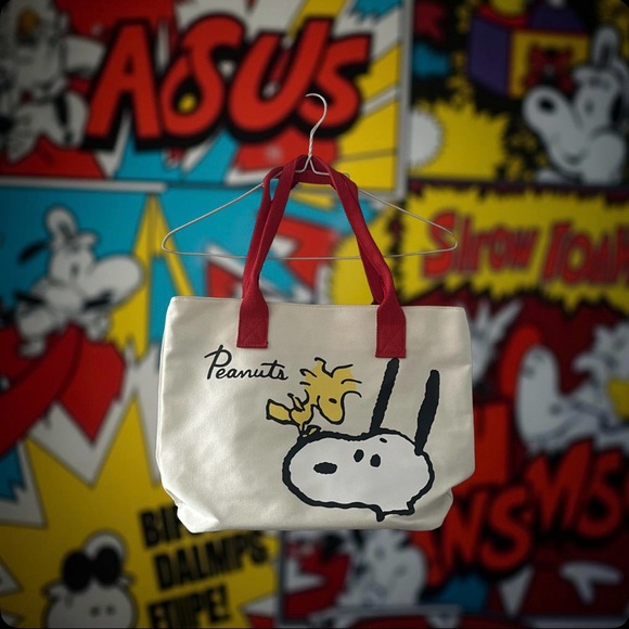 L Peanuts Snoopy Tote with Red Handles - Picture 1 of 2
